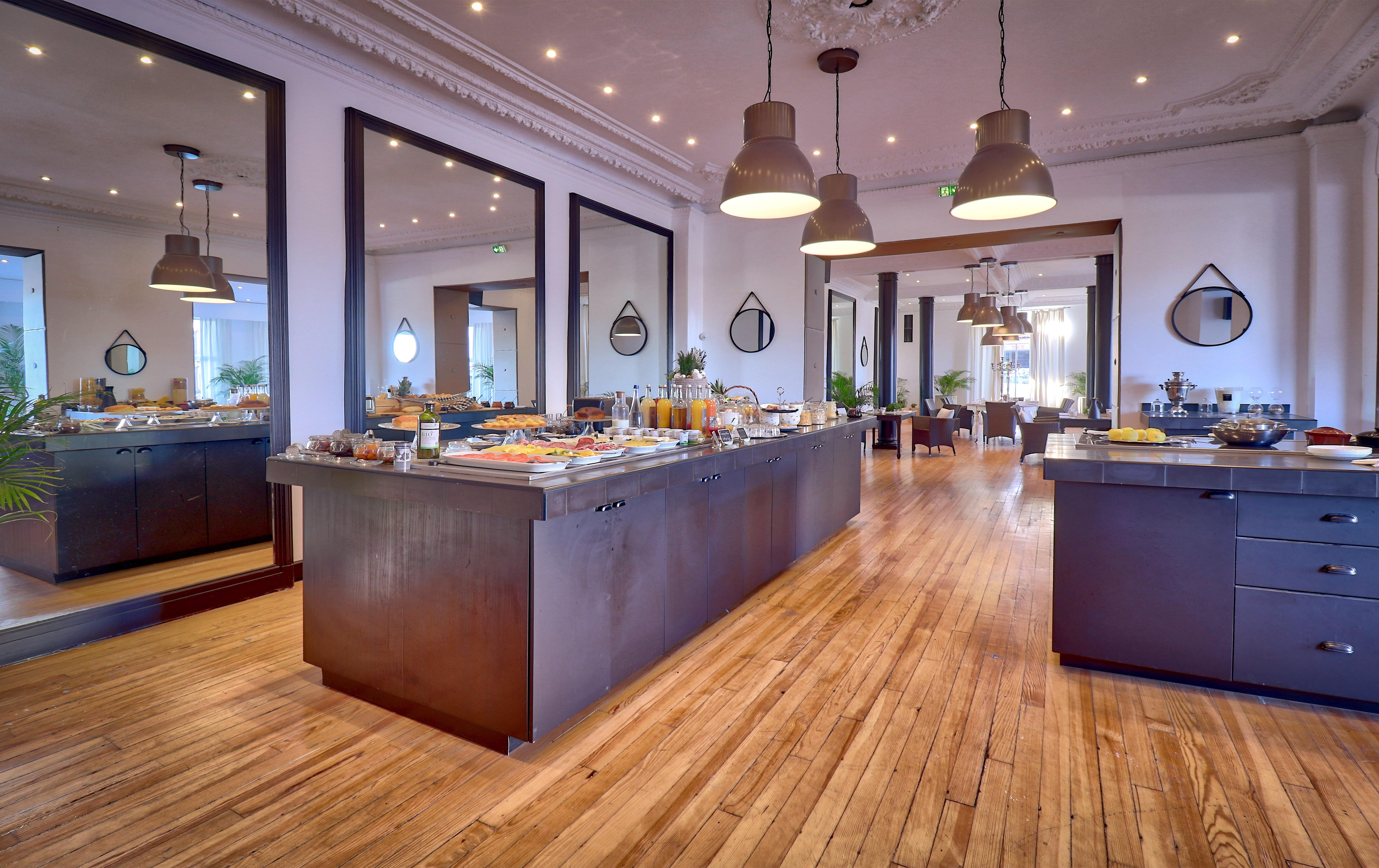 Belfry & Spa By Ligne St Barth ลูร์ด ภายนอก รูปภาพ The restaurant at the hotel