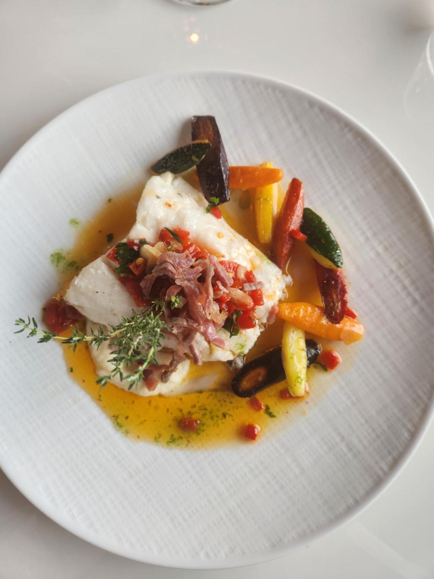 Belfry & Spa By Ligne St Barth ลูร์ด ภายนอก รูปภาพ A plate of halibut