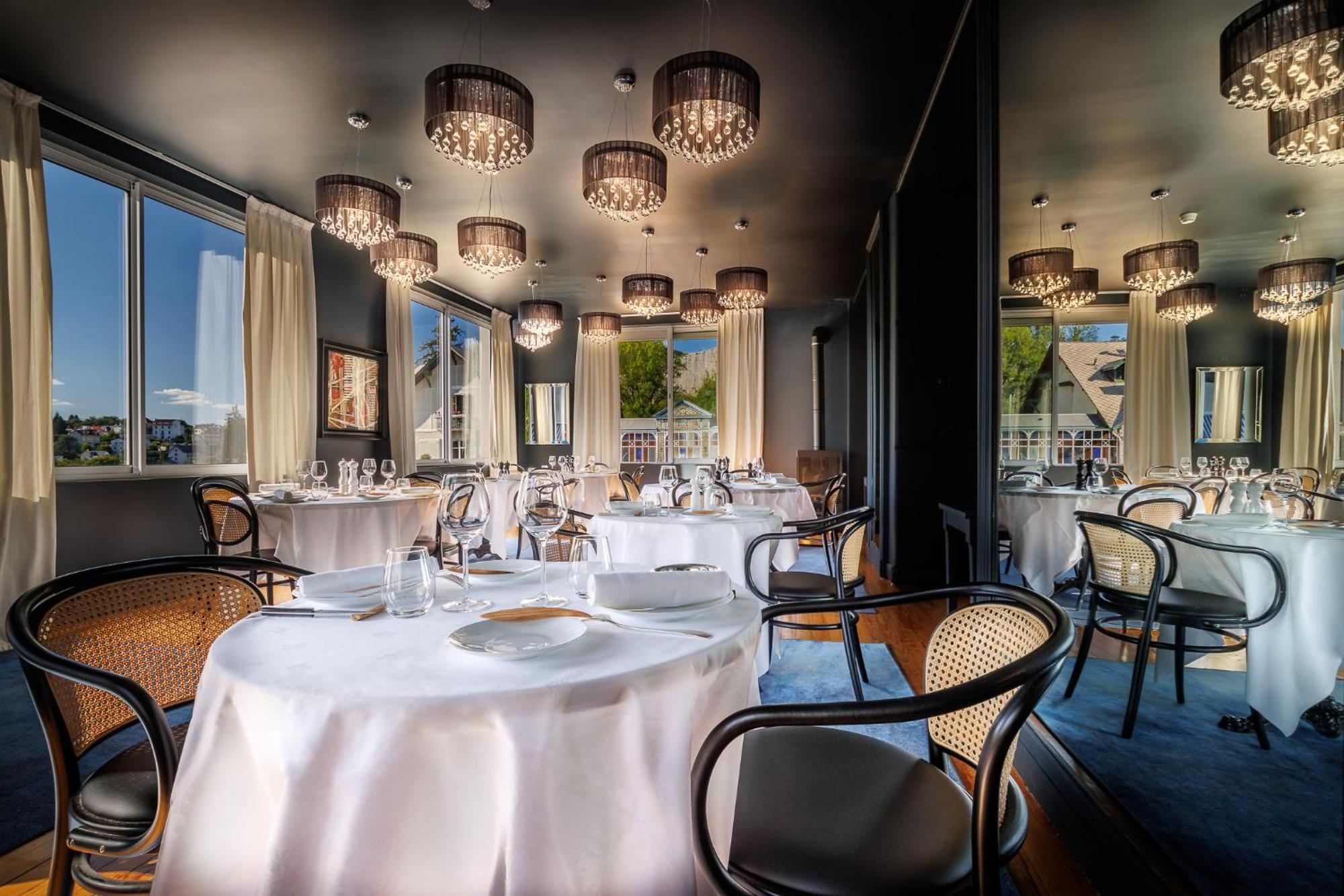 Belfry & Spa By Ligne St Barth ลูร์ด ภายนอก รูปภาพ The restaurant