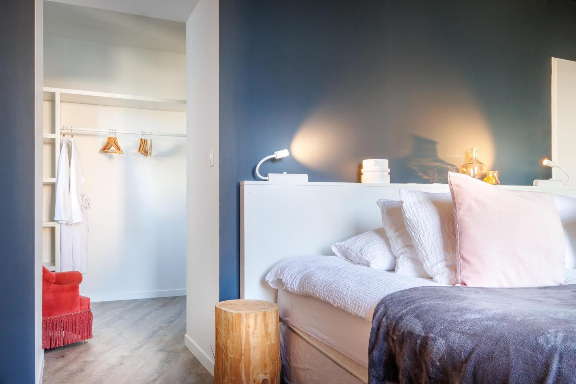 Belfry & Spa By Ligne St Barth ลูร์ด ห้อง รูปภาพ A room at the hotel