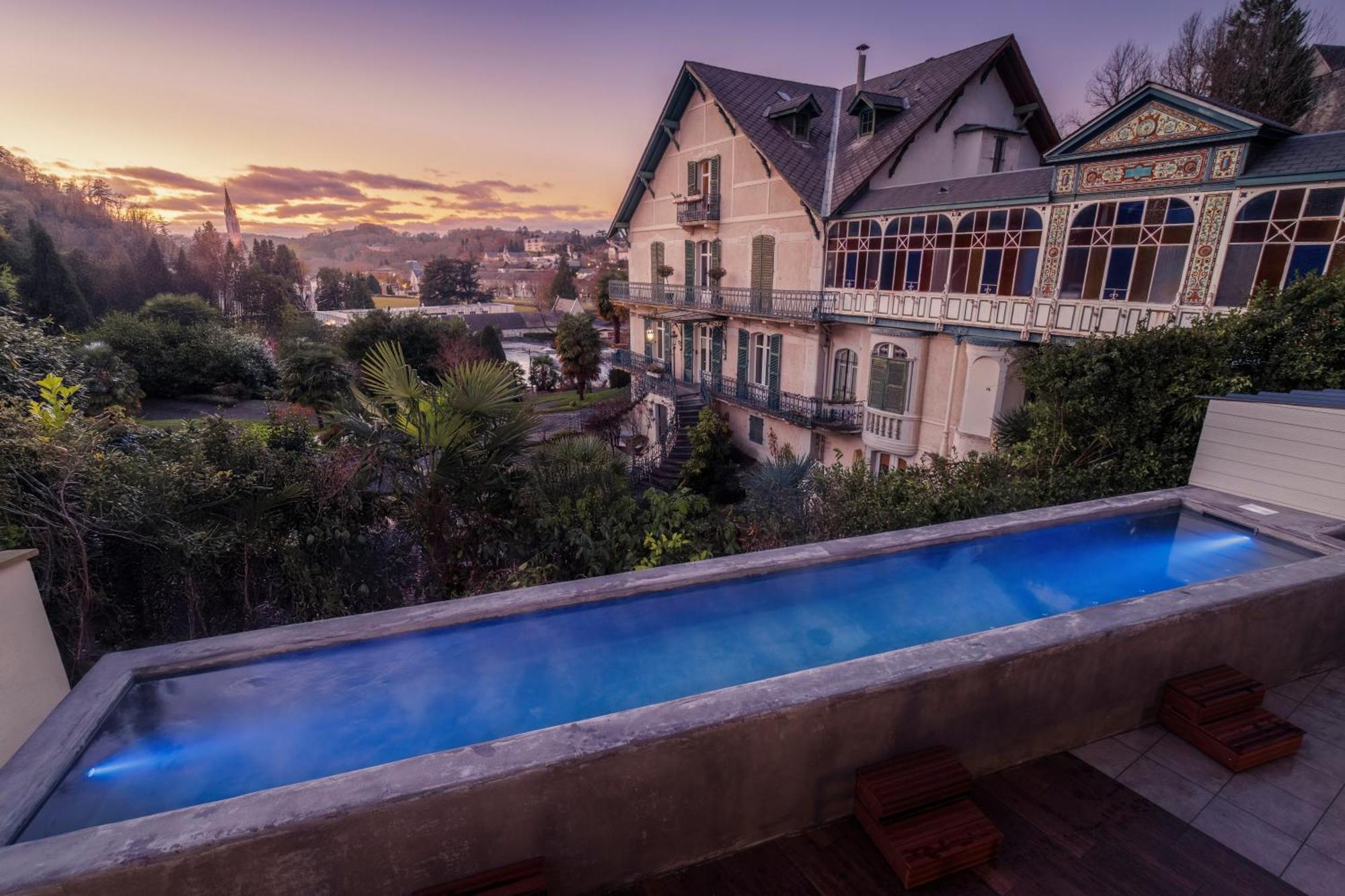 Belfry & Spa By Ligne St Barth ลูร์ด ภายนอก รูปภาพ Villa Diodati
